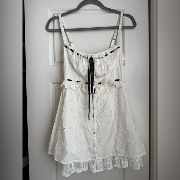 For Love And Lemons Dresses & Skirts - For Love & Lemons Sora Eyelet Mini Dress Size XS